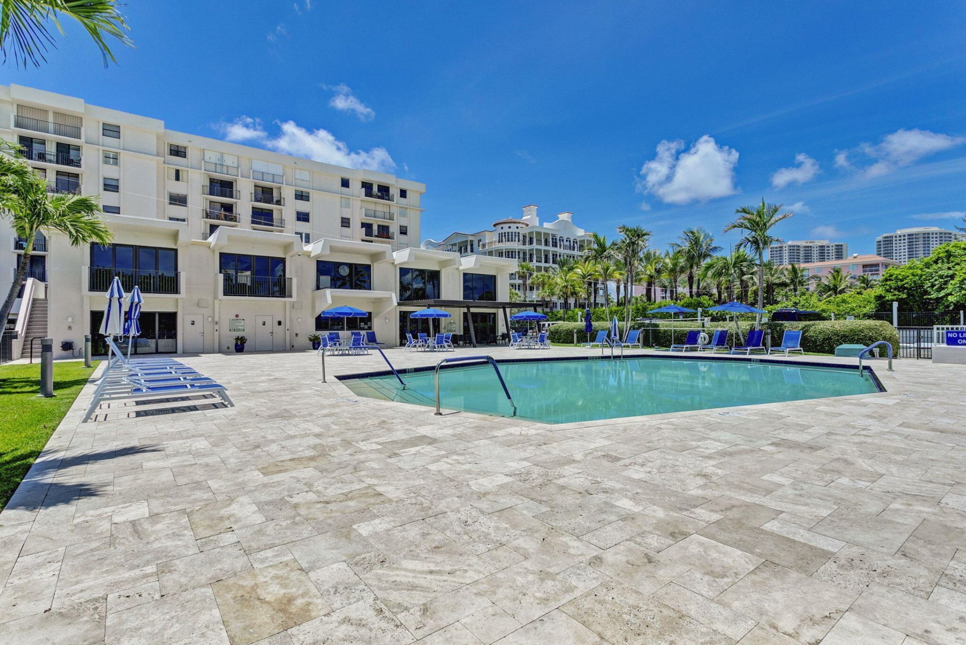 145 S Ocean Avenue, Unit 219, Palm Beach Shores, FL 33404 Photo