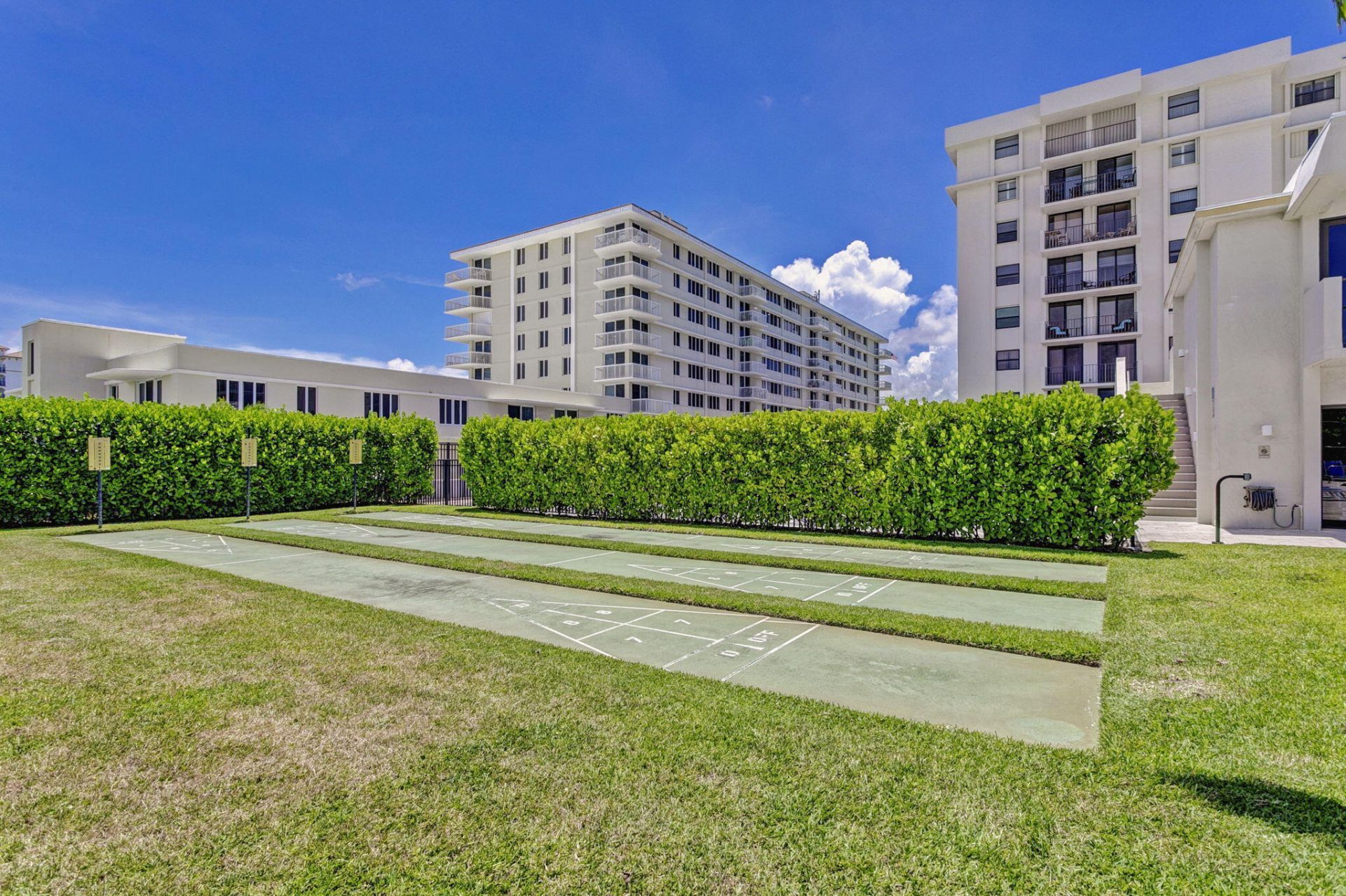 145 S Ocean Avenue, Unit 219, Palm Beach Shores, FL 33404 Photo