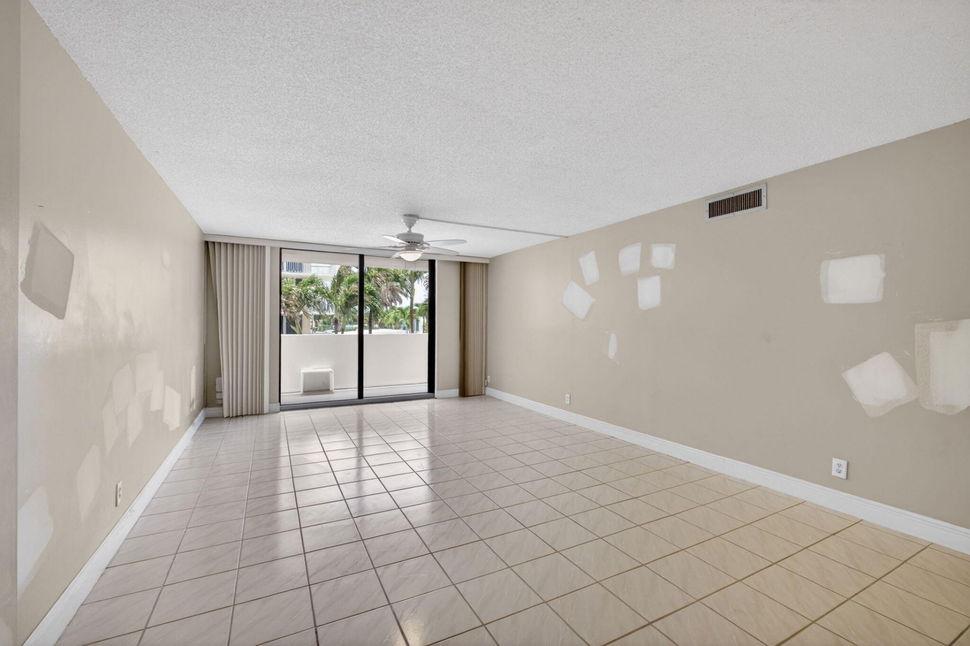 145 S Ocean Avenue, Unit 219, Palm Beach Shores, FL 33404 Photo