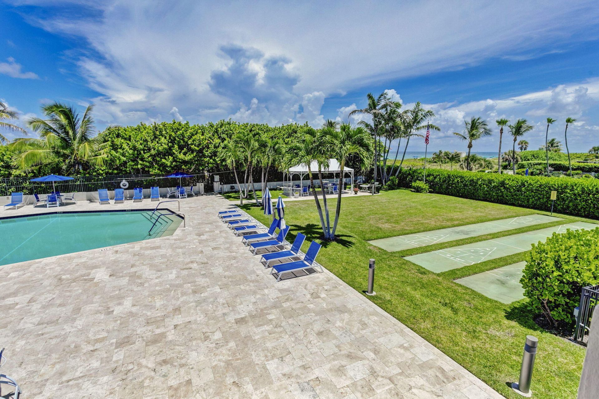 145 S Ocean Avenue, Unit 219, Palm Beach Shores, FL 33404 Photo