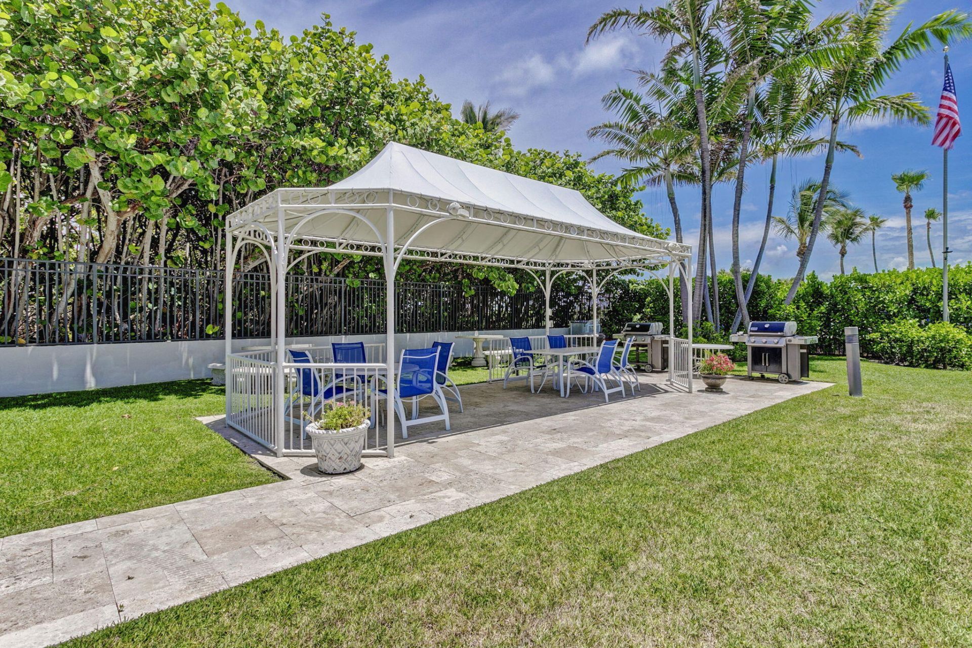 145 S Ocean Avenue, Unit 219, Palm Beach Shores, FL 33404 Photo
