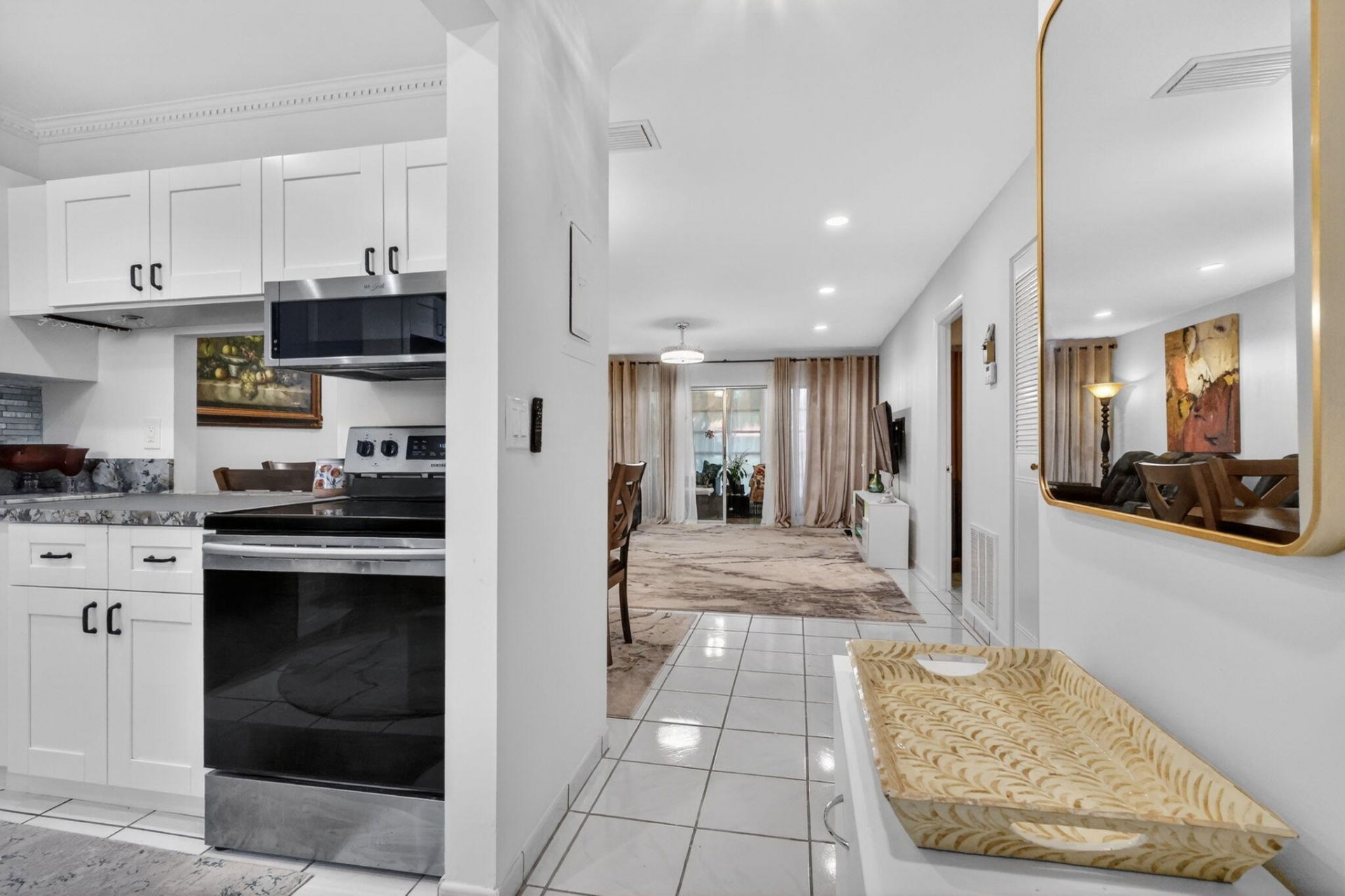 102 Lake Anne Drive, West Palm Beach, FL 33411 Photo