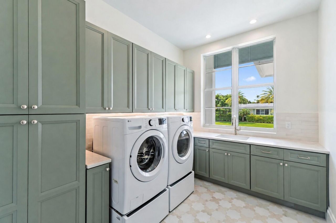131 Dory Road S, North Palm Beach, FL 33408 Photo