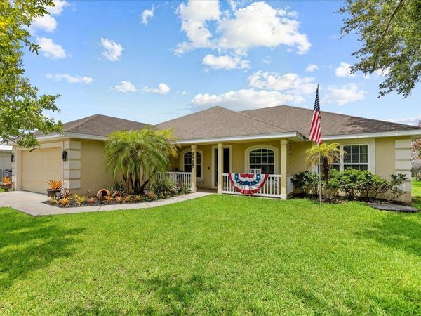 2585 SW National Circle, Port St. Lucie, FL 34953