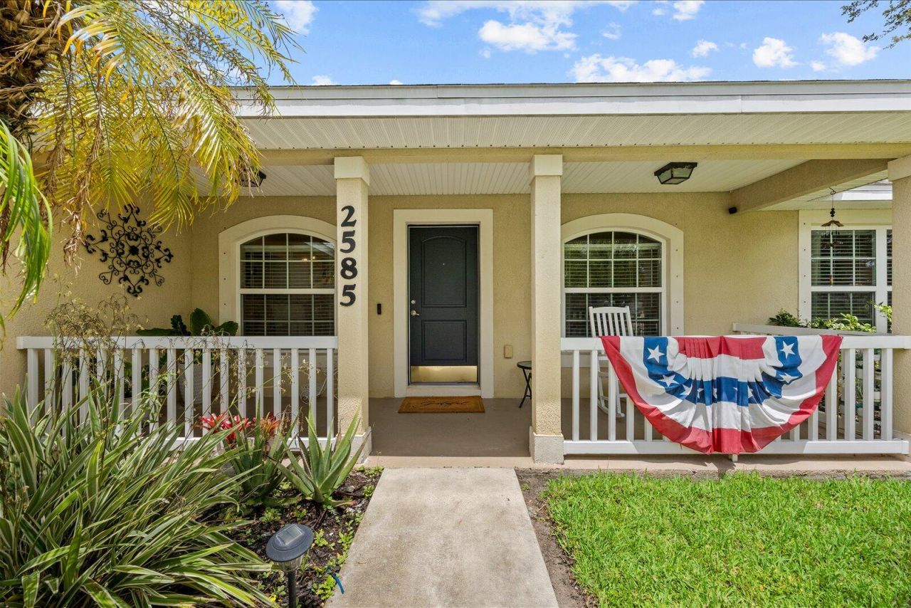 2585 SW National Circle, Port Saint Lucie, FL 34953 Photo