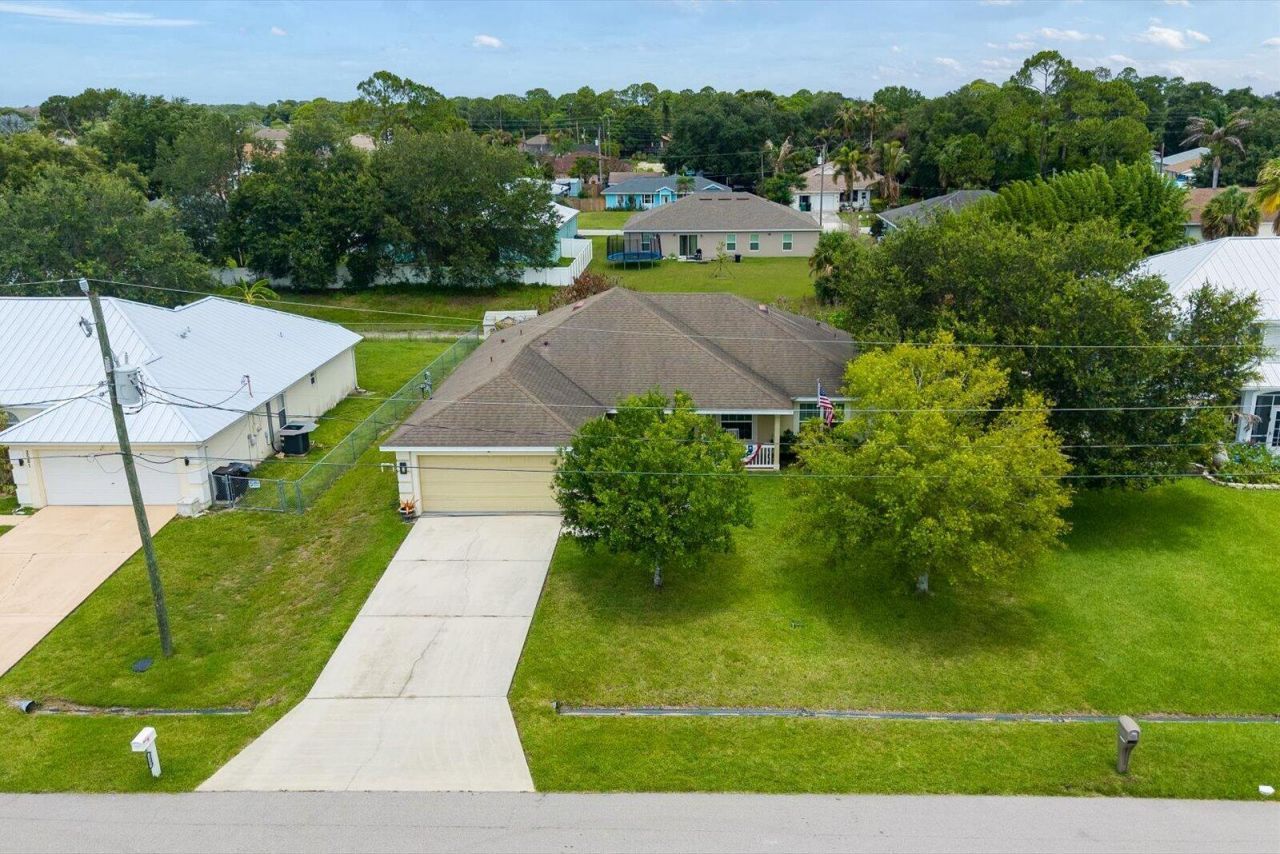 2585 SW National Circle, Port Saint Lucie, FL 34953 Photo
