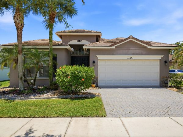 11031 SW Dunhill Court, Port Saint Lucie, FL 34987