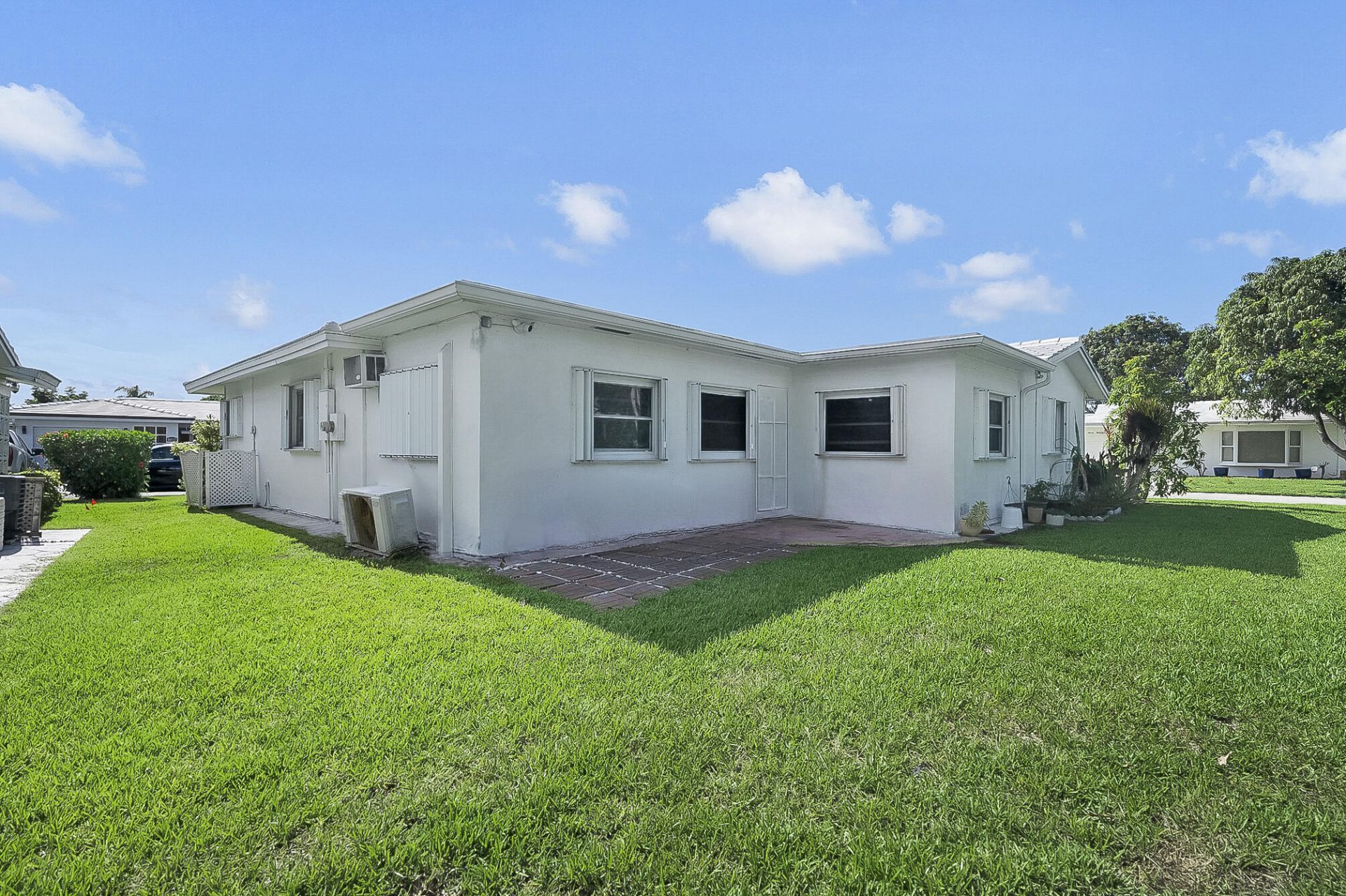 7204 NW 71st Avenue, Tamarac, FL 33321 Photo