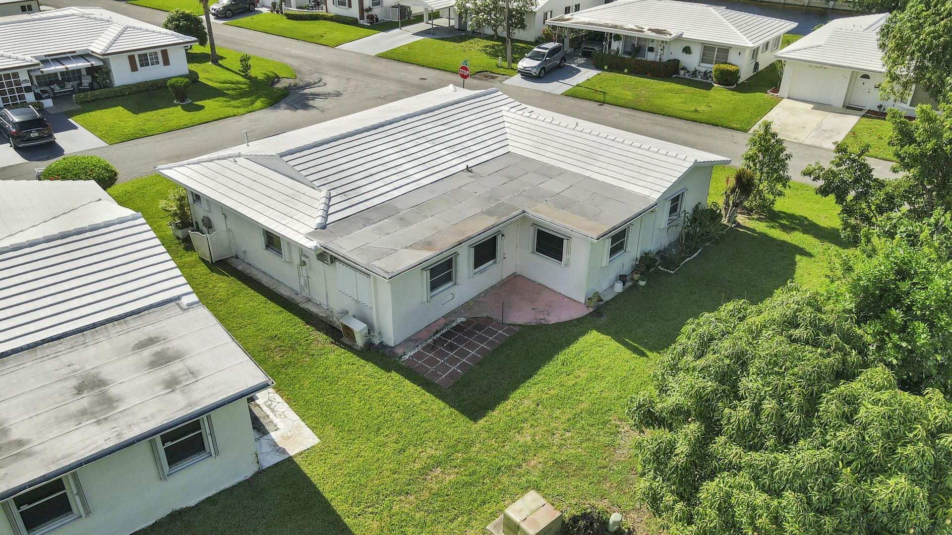7204 NW 71st Avenue, Tamarac, FL 33321 Photo