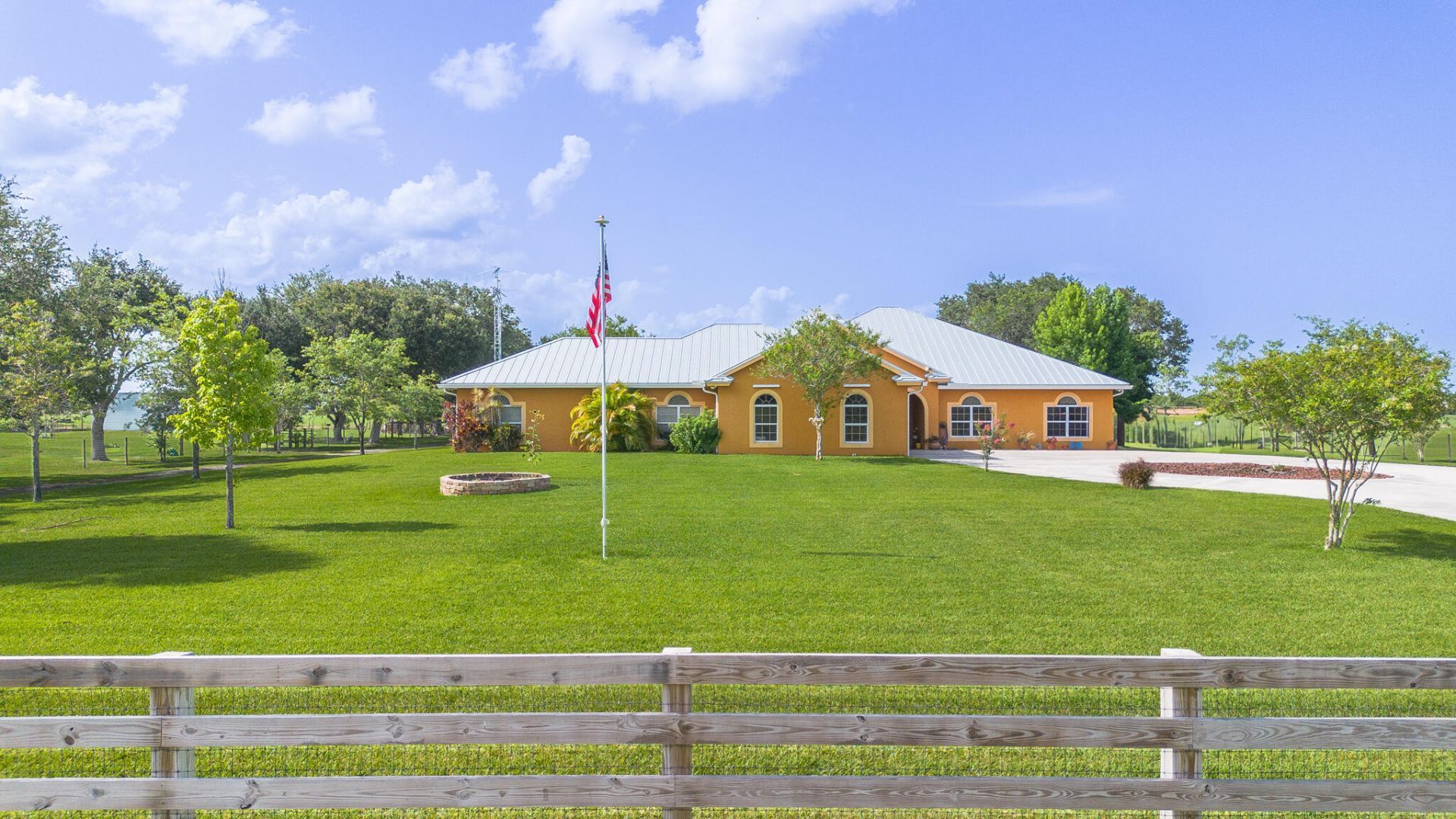 7611 SW 21st Parkway, Okeechobee, FL 34974 Photo