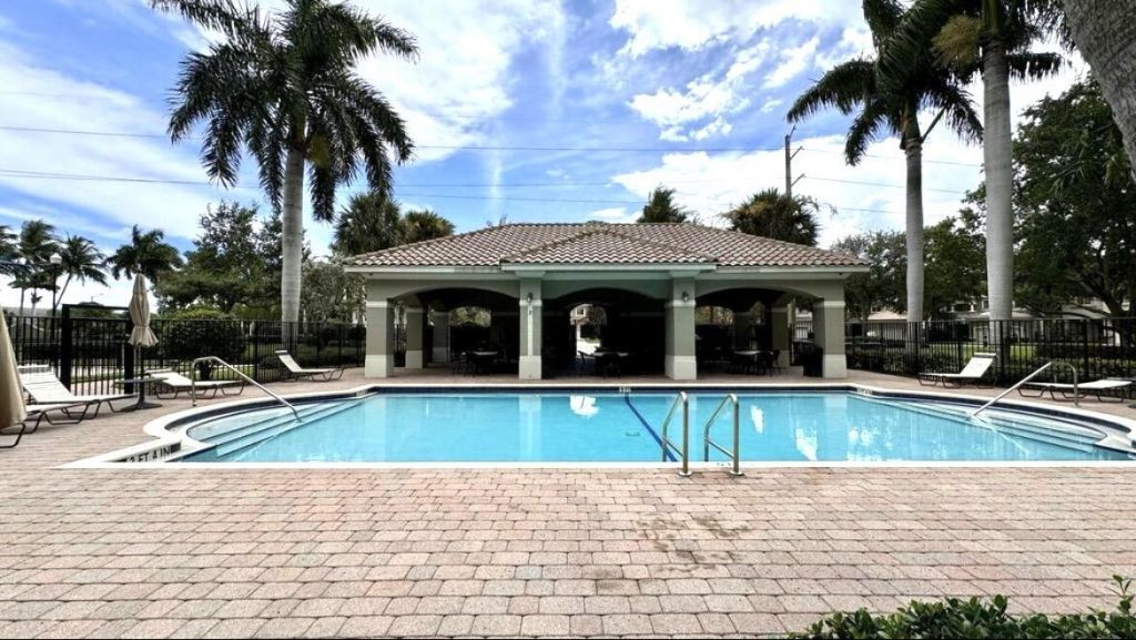 1025 Grove Park Circle, Boynton Beach, FL 33436 Photo