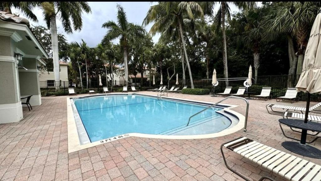 1025 Grove Park Circle, Boynton Beach, FL 33436 Photo