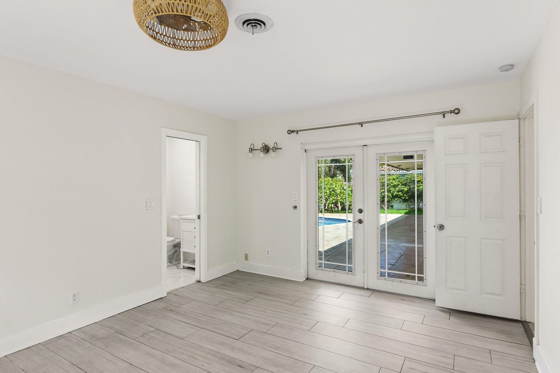 1460 NE 55th Street, Fort Lauderdale, FL 33334 Photo