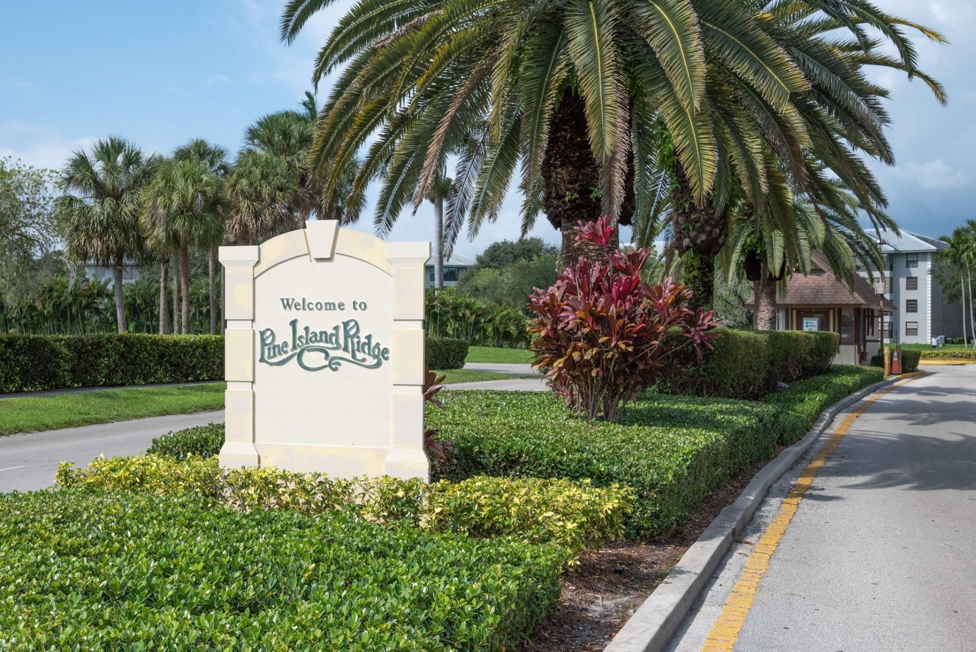 9430 Poinciana Place, Unit 110, Davie, FL 33324 Photo