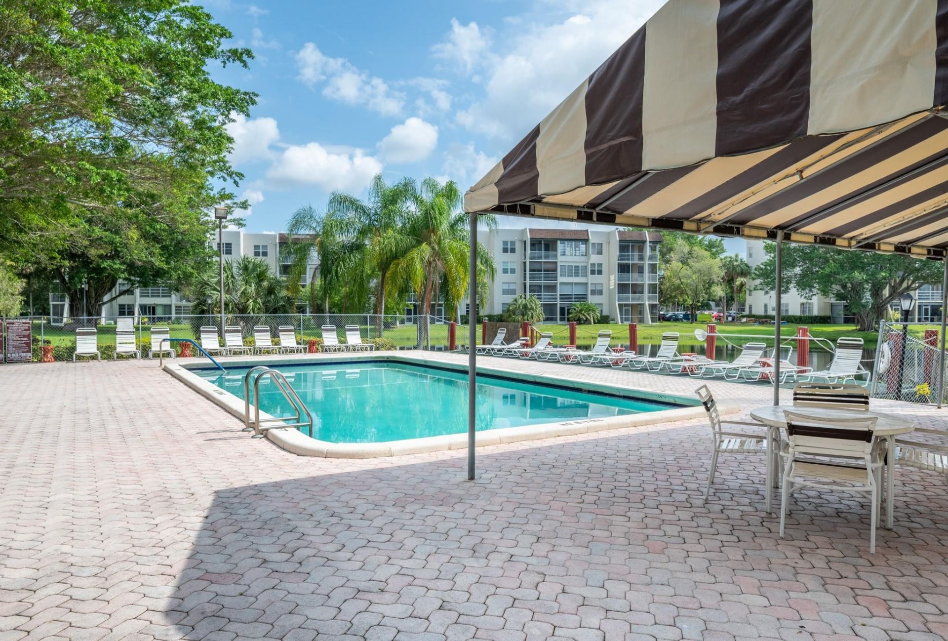 9430 Poinciana Place, Unit 110, Davie, FL 33324 Photo