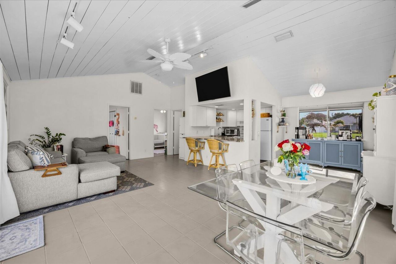2426 SE Cooper Lane, Port Saint Lucie, FL 34984 Photo