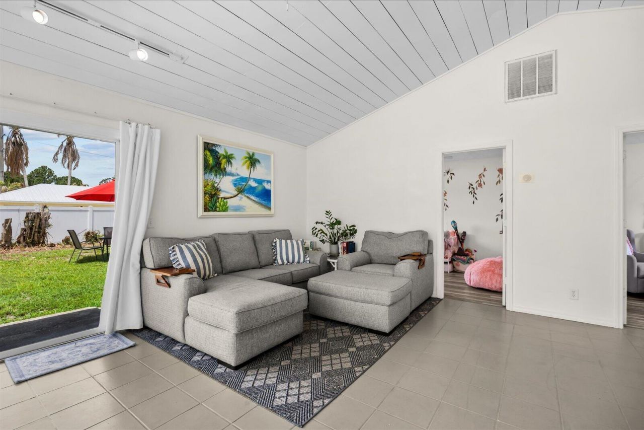 2426 SE Cooper Lane, Port Saint Lucie, FL 34984 Photo