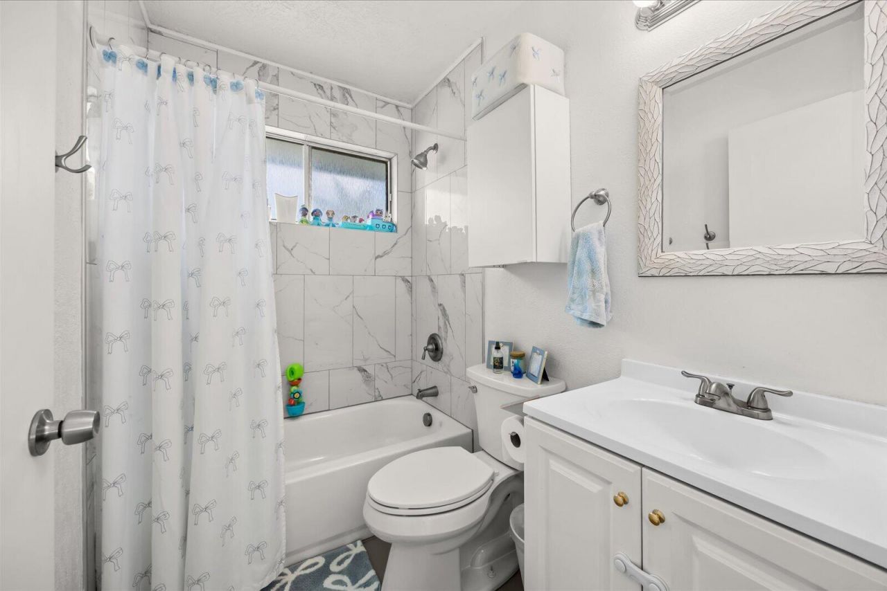 2426 SE Cooper Lane, Port Saint Lucie, FL 34984 Photo