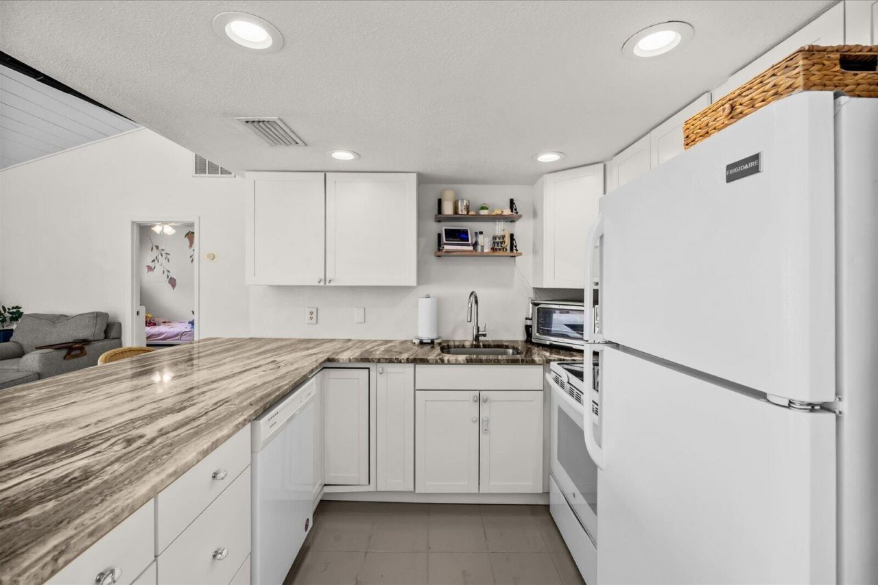 2426 SE Cooper Lane, Port Saint Lucie, FL 34984 Photo