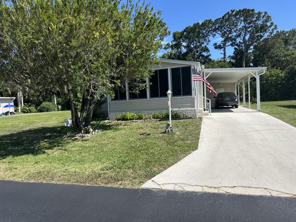 235 Travis Cay Place, Unit B-16, Fort Pierce, FL 34982