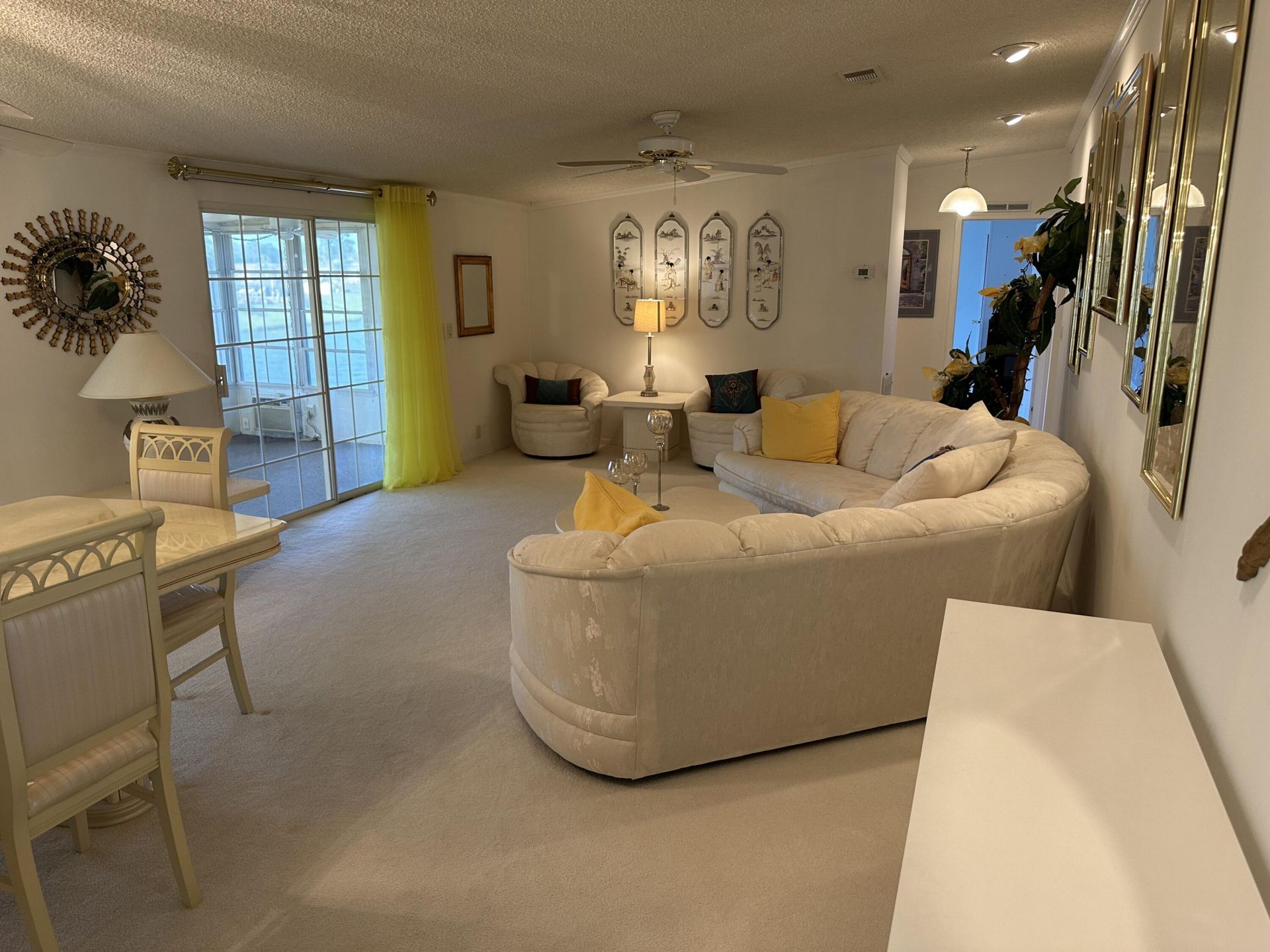 555 Tropical Isles Circle, Fort Pierce, FL 34982 Photo
