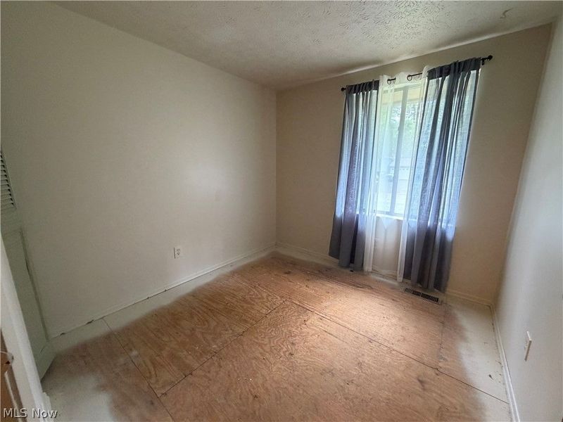 117 Dennis Drive, Cortland, OH 44410 Photo 10