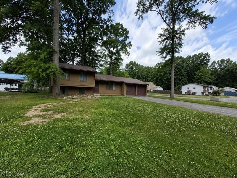 117 Dennis Drive, Cortland, OH 44410 Photo 13