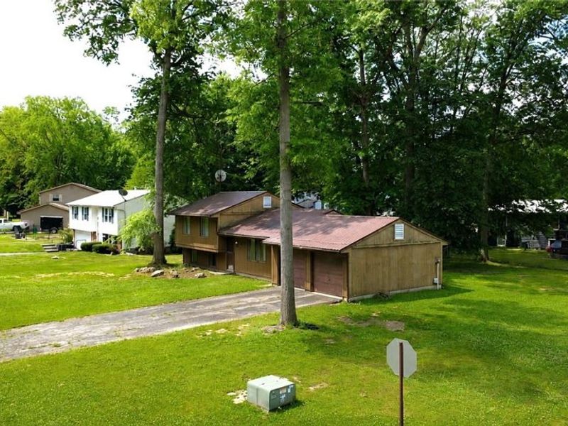 117 Dennis Drive, Cortland, OH 44410 Photo 2