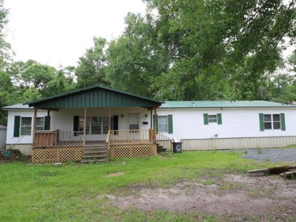 807 Nolan, Leesville, LA 71446