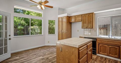 9677 Soaring Oaks Dr, Elk Grove, CA 95758 Photo