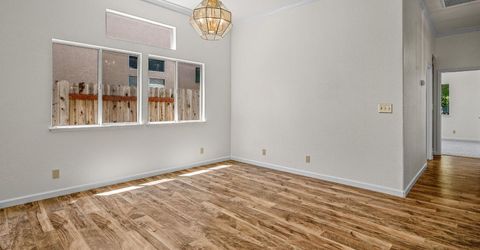 9677 Soaring Oaks Dr, Elk Grove, CA 95758 Photo