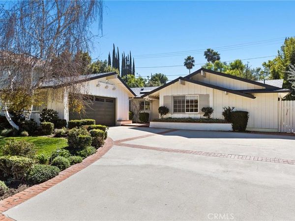 22736 Margarita Drive , Woodland Hills, CA 91364