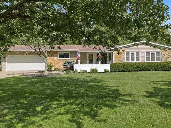 1947 Bellwood Dr, Mansfield, OH 44904
