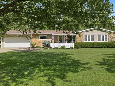 1947 Bellwood Dr, Mansfield, OH 44904