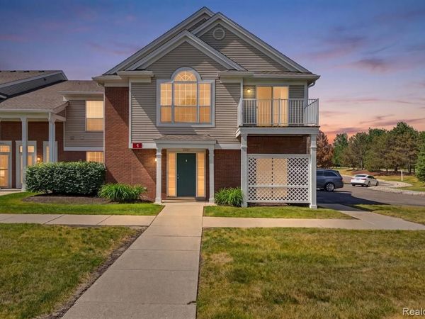 16901 Carriage Way, Northville Twp, MI 48168