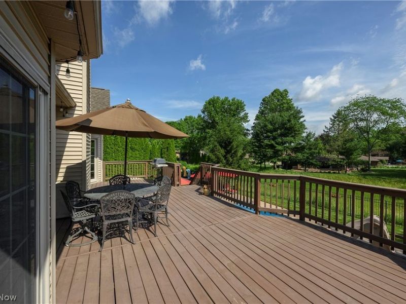 923 Mesa Verde Drive, Barberton, OH 44203 Photo 11