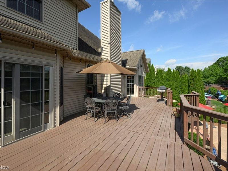 923 Mesa Verde Drive, Barberton, OH 44203 Photo 12