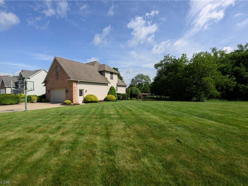 923 Mesa Verde Drive, Barberton, OH 44203 Photo 5