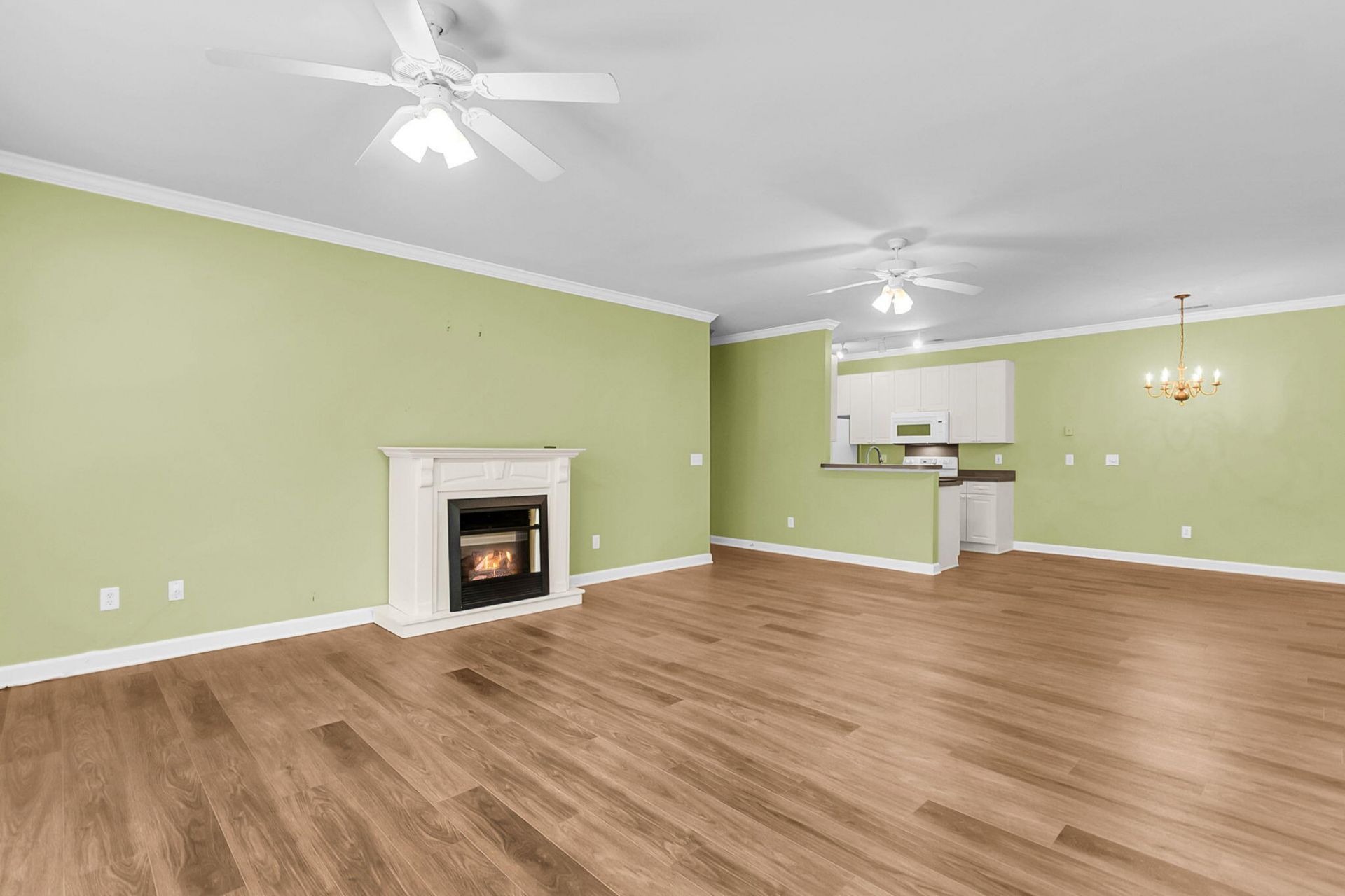 1654 Camfield Lane Photo 7