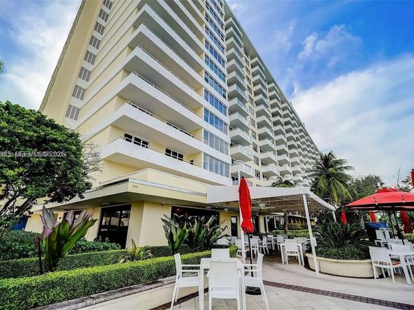 5600 Collins Ave , Unit 7W, Miami Beach, FL 33140