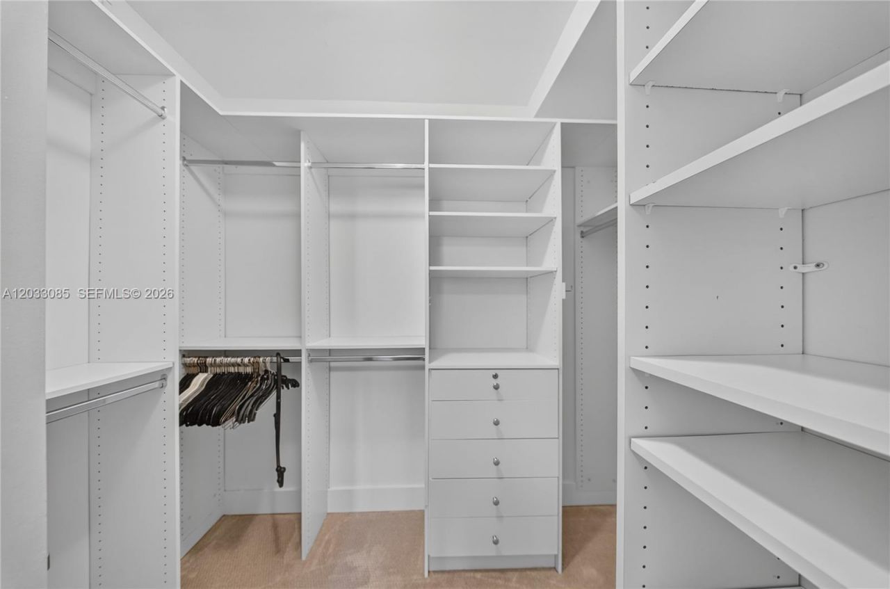 5600 Collins Ave , Unit 7W, Miami Beach, FL 33140 Photo