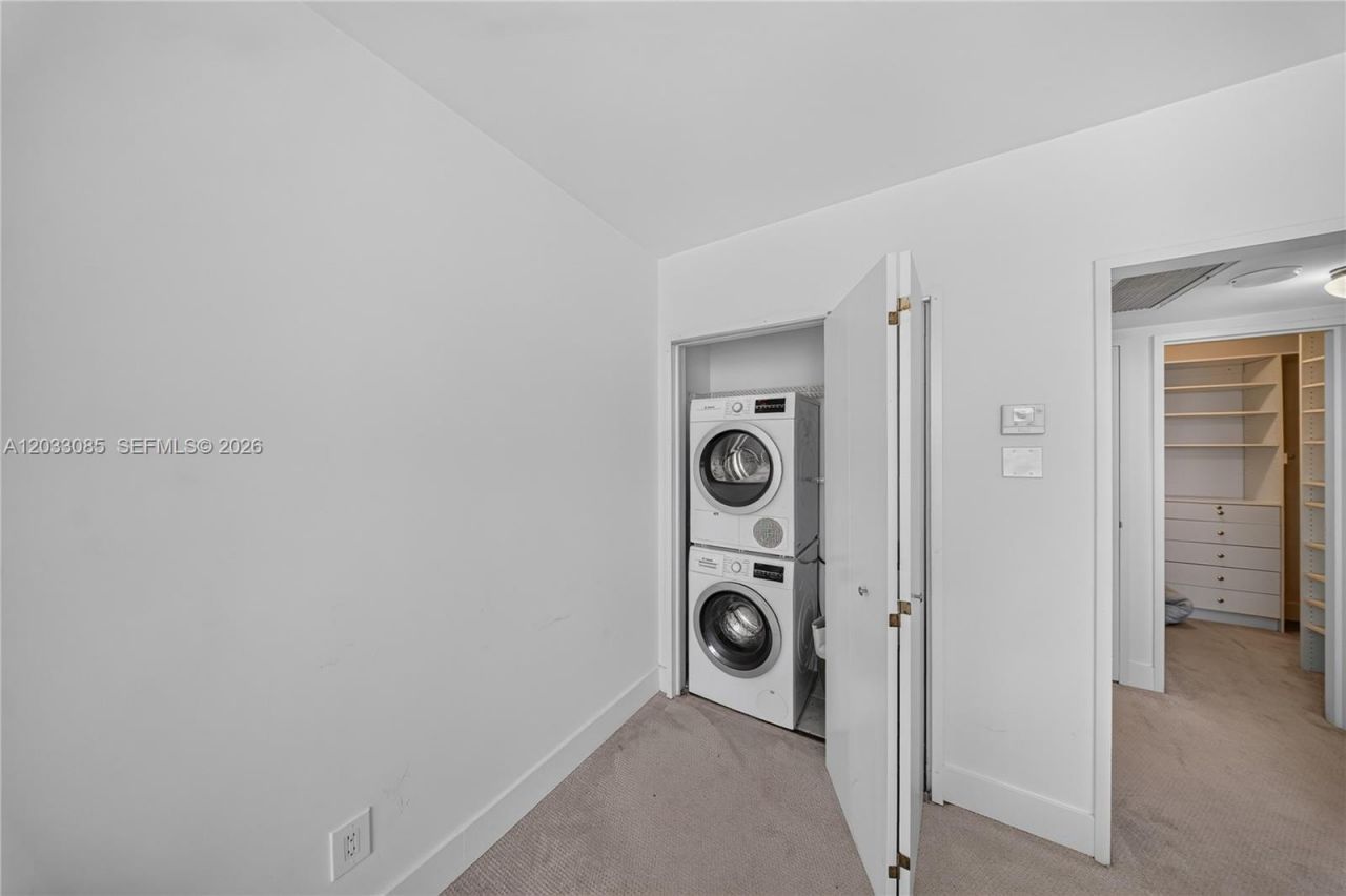 5600 Collins Ave , Unit 7W, Miami Beach, FL 33140 Photo