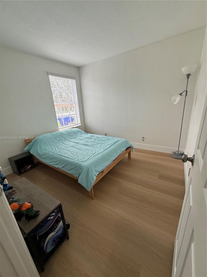 2441 NW 14th St , Fort Lauderdale, FL 33311 Photo
