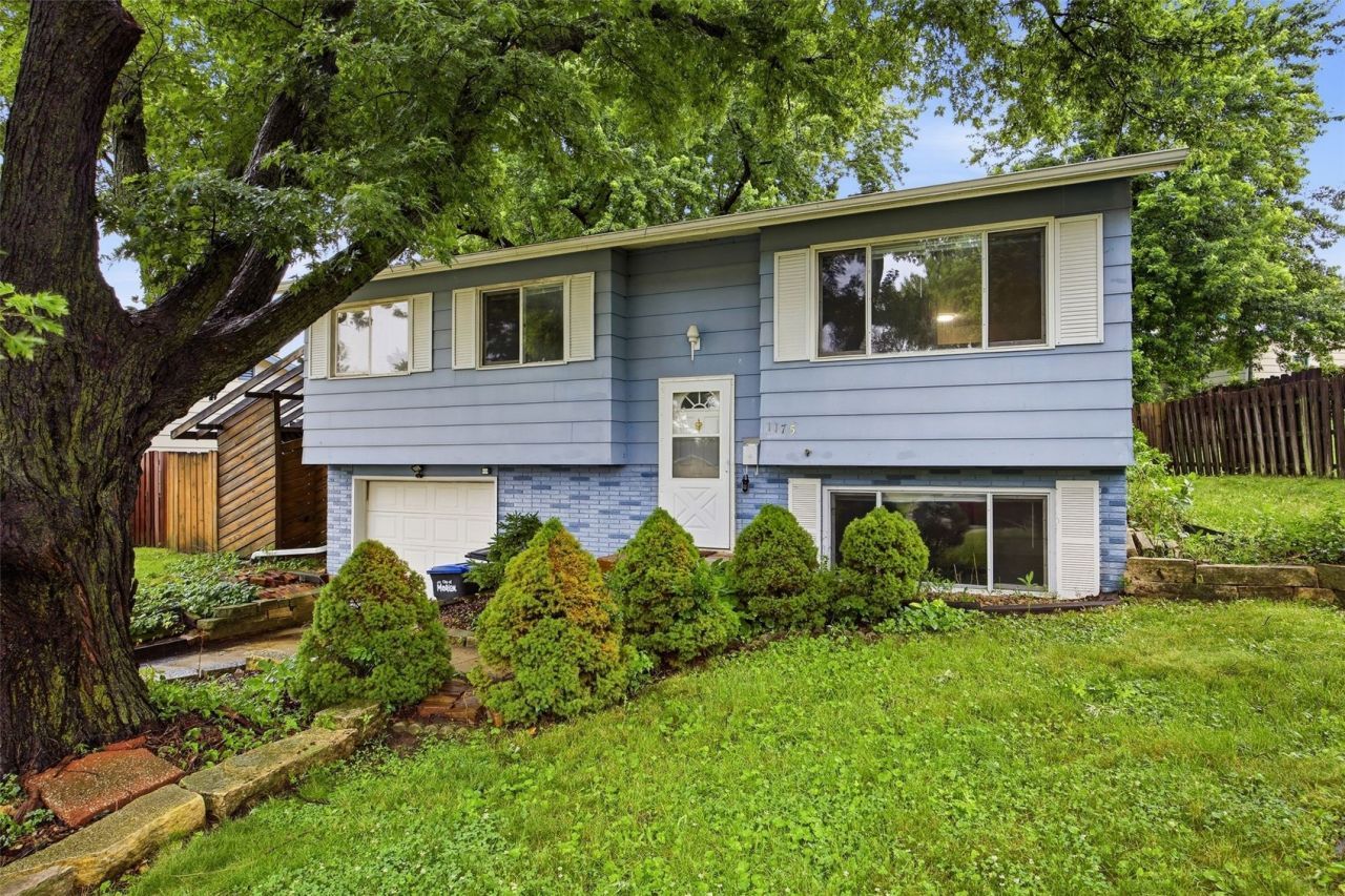 1175 Lindale Drive , Marion, IA 52302 Main Photo