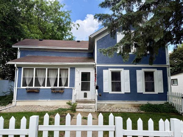 313 Pleasant Street, CLINTON, WI 53525