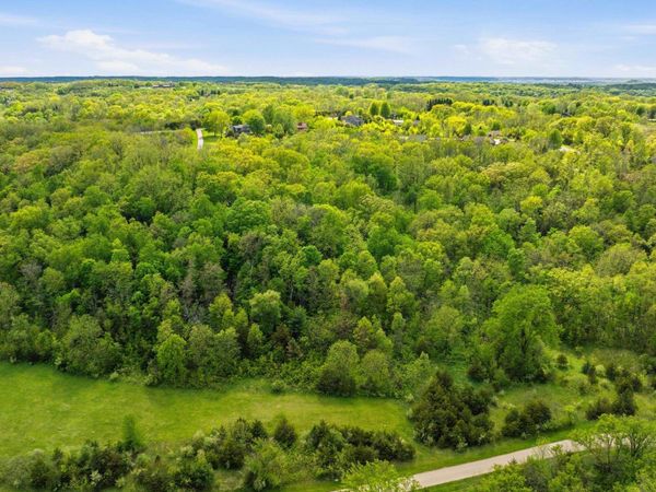 55 Heatherdowns Lane, GALENA, IL 61036