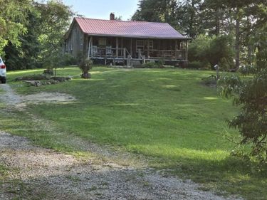 110 Cox Road, Irvine, KY 40336