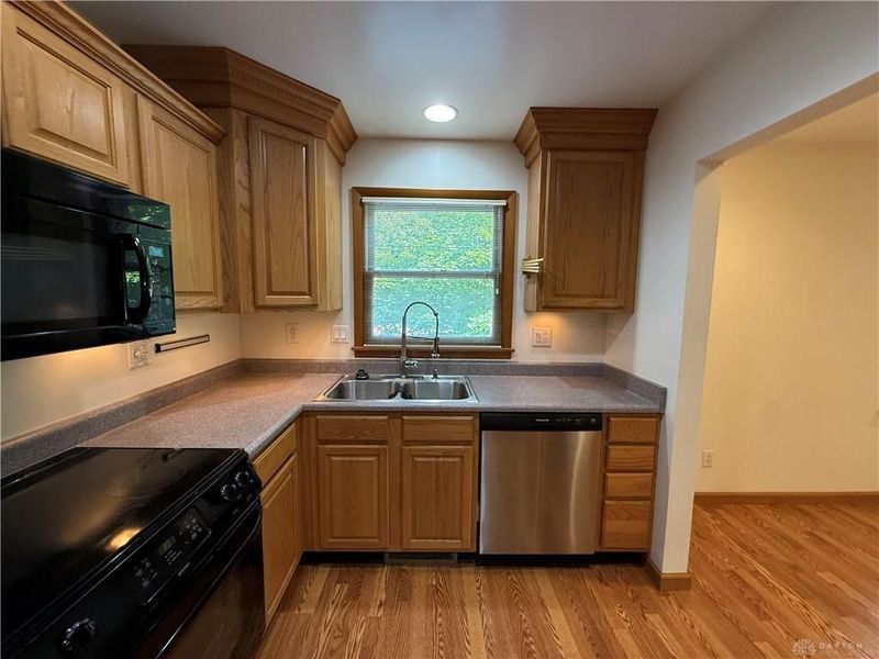 2162 Willowgrove Avenue, Kettering, OH 45409 Photo 10