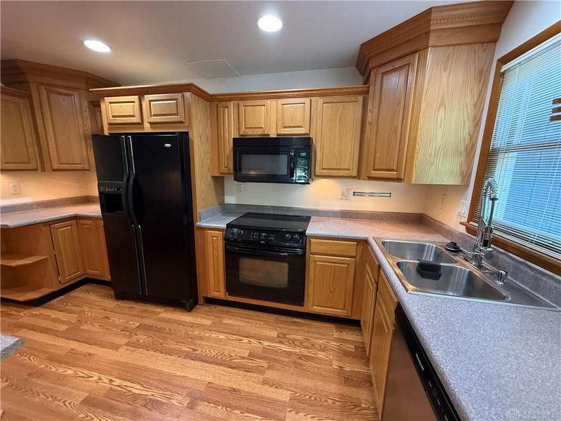 2162 Willowgrove Avenue, Kettering, OH 45409 Photo 12