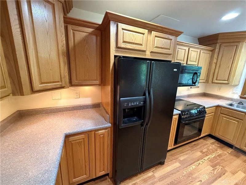 2162 Willowgrove Avenue, Kettering, OH 45409 Photo 9